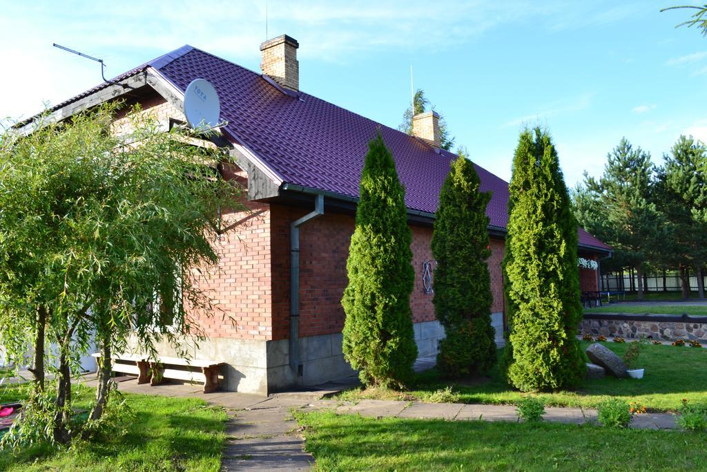 Motelis Aka Kārsava Exterior foto